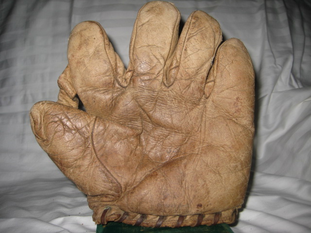 Spalding 1 Inch Web Light 2 Front